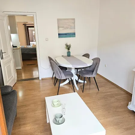 Majic Apartment *