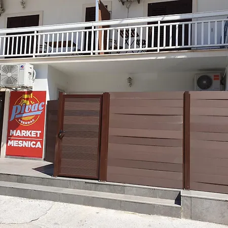 Majic * Макарска