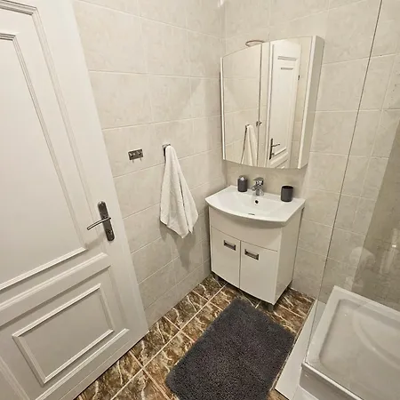 Majic Апартаменты *