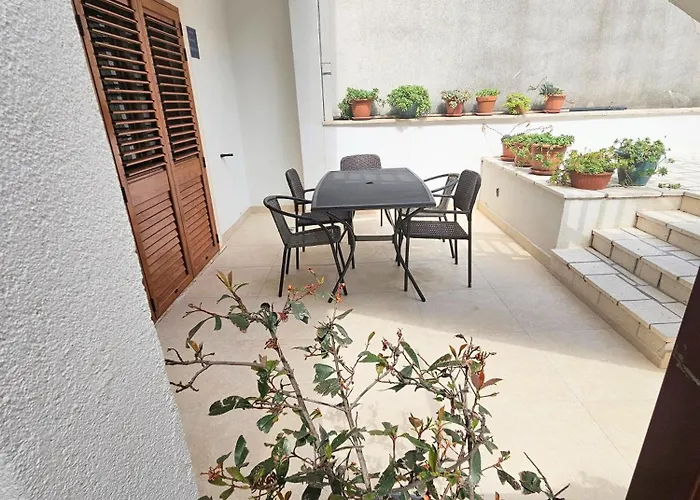 Majic Daire Makarska